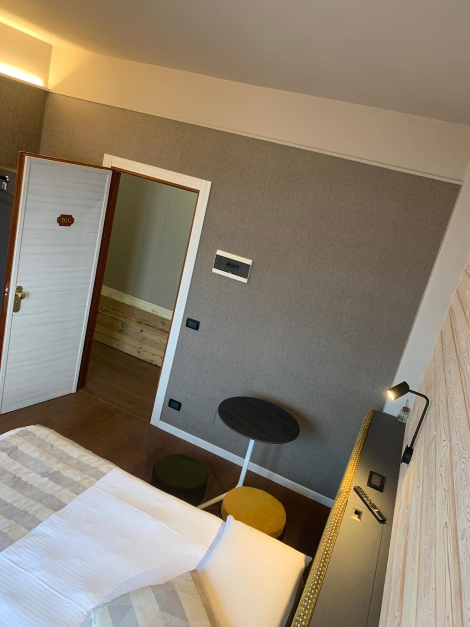 Albergo Moderno & Spa Fuipiano Valle Imagna Exterior photo